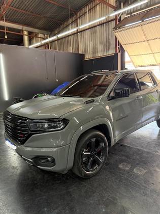 RAM RAMPAGE 2.0 HURRICANE 4 TURBO GASOLINA R/T 4X4 AUTOMÁTICO